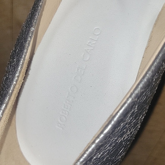Roberto Del Carlo Leather Pumps  - Women's - Picture 7 of 13